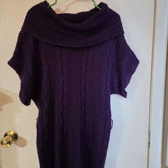 Pre-owned Good - Picture 1 of 6